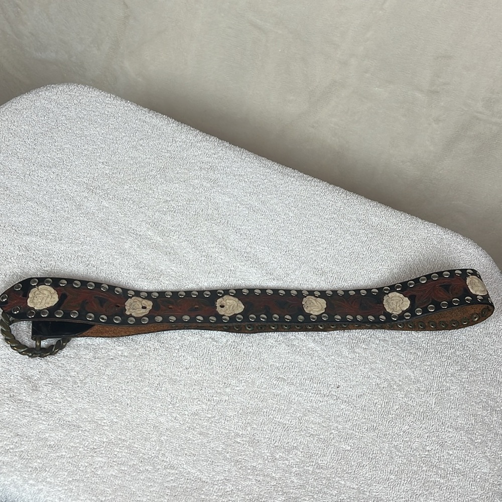 Fully Tooled Grommets Leather Belt Vintage white flower Western Cowgirl - Picture 4 of 12